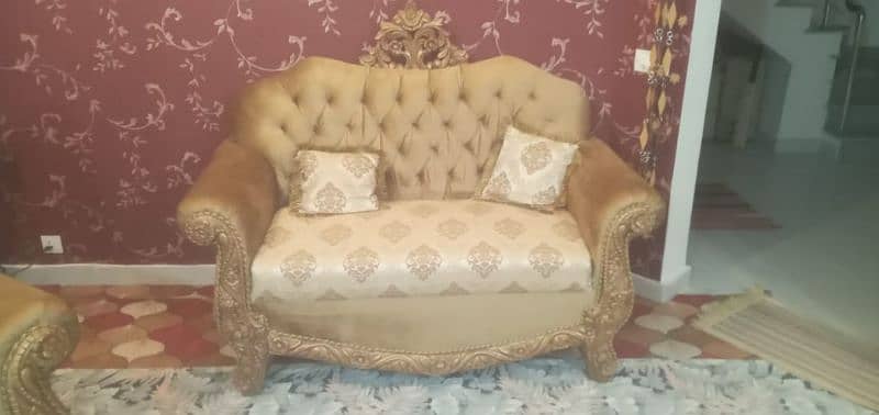 kings Sofa set 1
