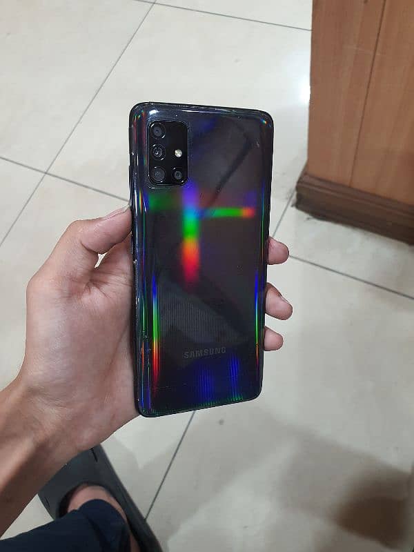 Samsung A51 (6/128) Exchange with Oneplus or Iphone 0