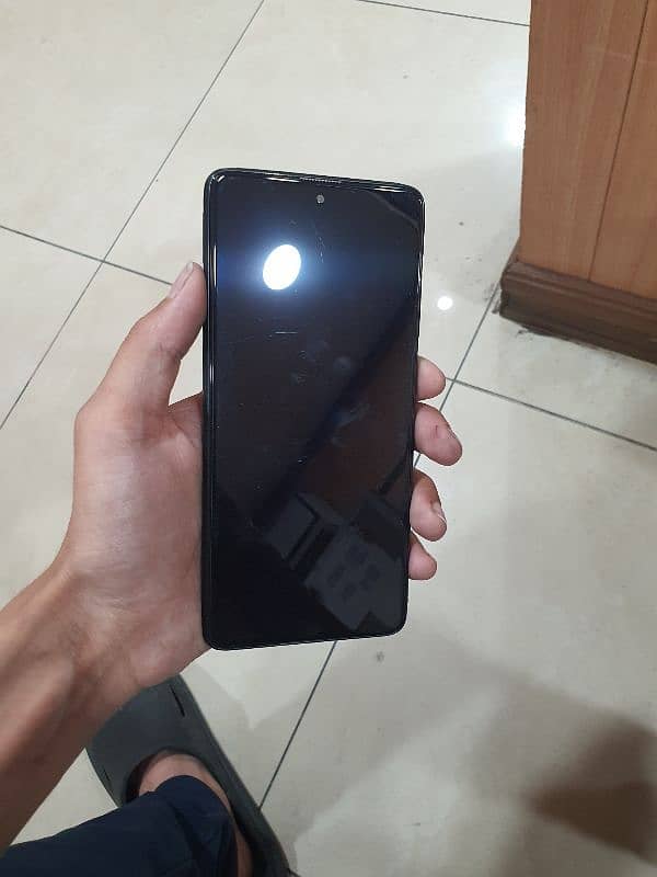 Samsung A51 (6/128) Exchange with Oneplus or Iphone 2