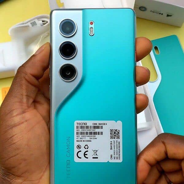 tecno common 40 pro with box charge only 7 day used 1