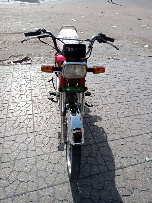 HONDA 70 KARACHI NO JENUINE CONDITIONS ALL OK 3