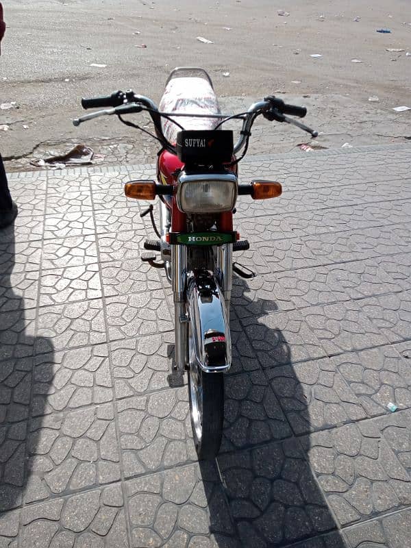 HONDA 70 KARACHI NO JENUINE CONDITIONS ALL OK 7