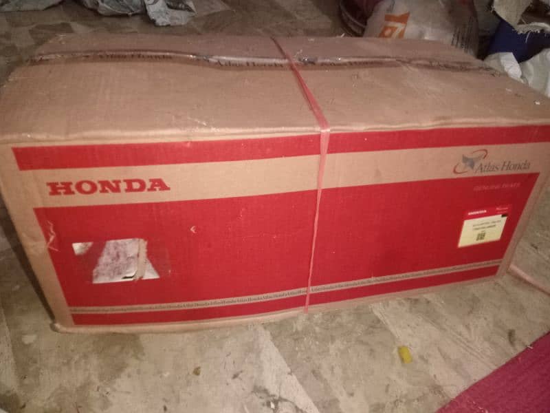 HONDA 70 KARACHI NO JENUINE CONDITIONS ALL OK 17