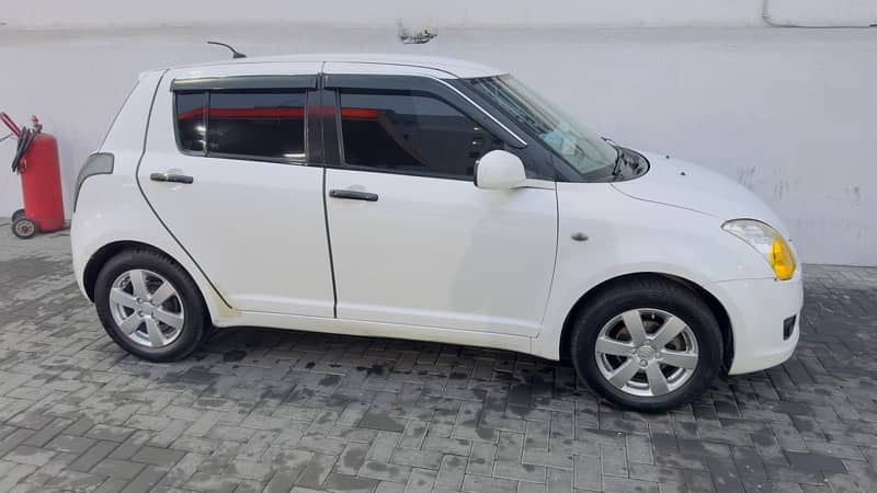 Suzuki Swift 2012 11