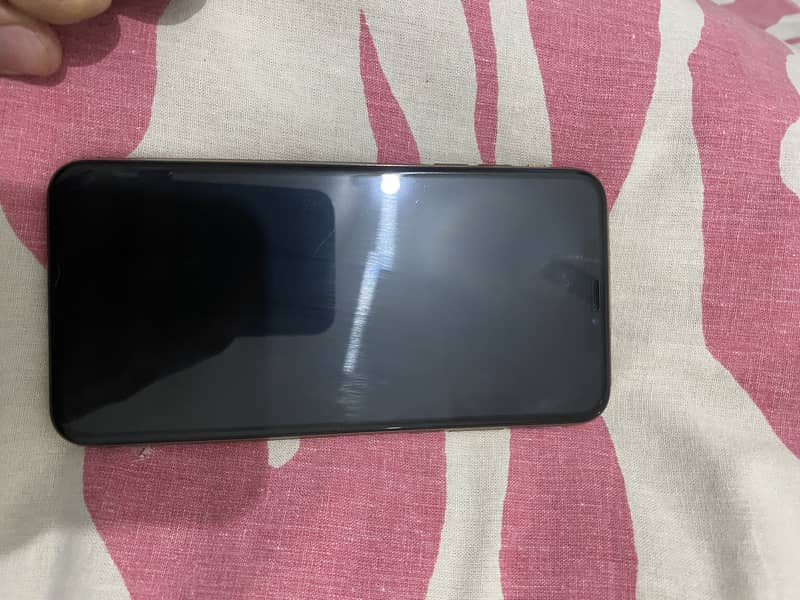 iphone xs max 1