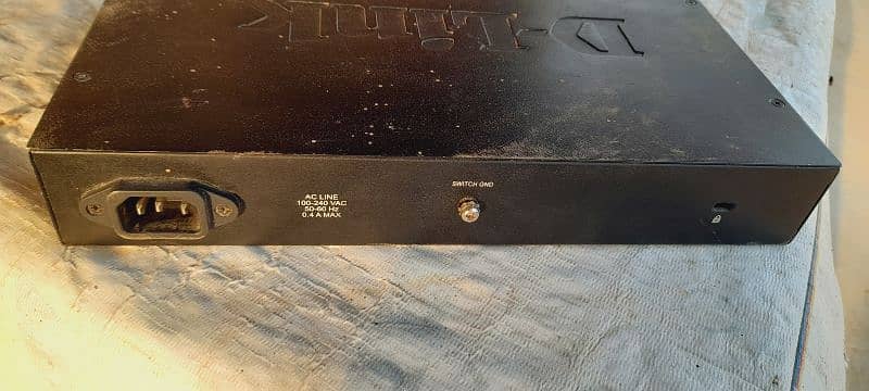 24 Ports D-Link Networking Switch 7