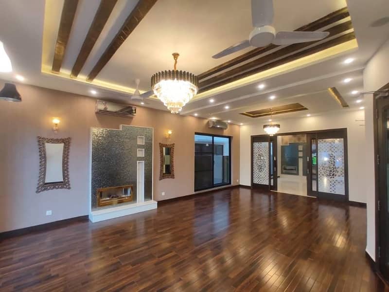 Furnish office Gulshan Iqbal block 13B  2 furnish offices Rent Demand 1 lac 50000 40 people sitting Ac,all facilities 2 office available *Code(13450)* 3