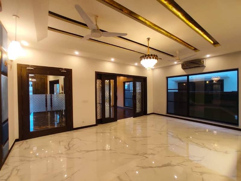 Furnish office Gulshan Iqbal block 13B  2 furnish offices Rent Demand 1 lac 50000 40 people sitting Ac,all facilities 2 office available *Code(13450)* 12