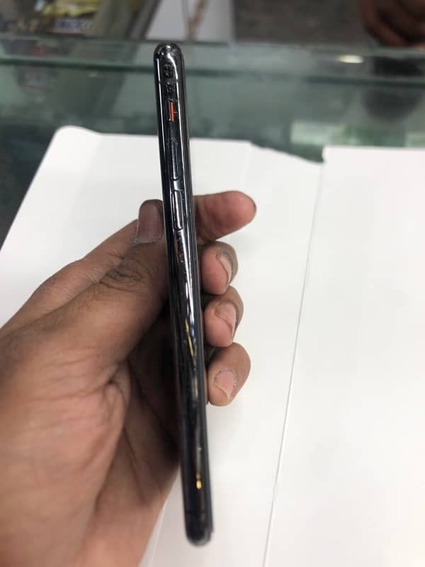 i phone X 2
