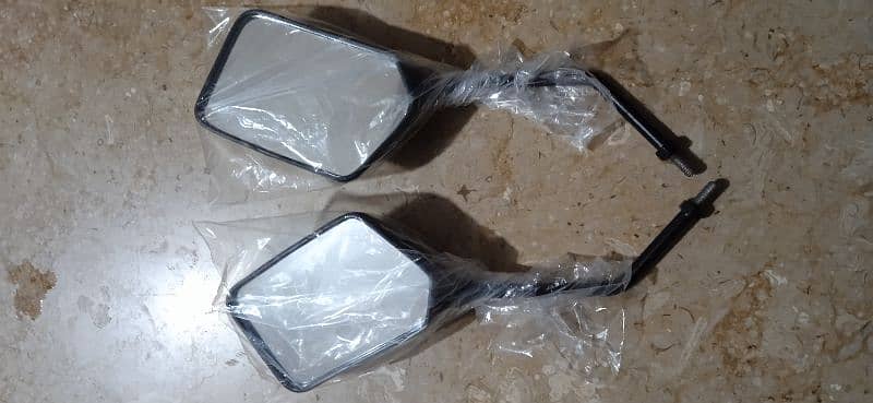 Side mirrors for Suzuki bikers also used in other bikes 4