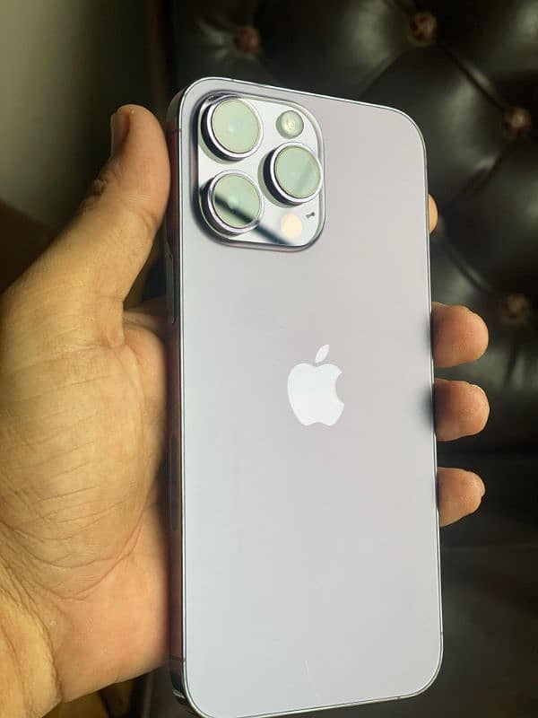 IPhone 14PRO MAX WITH BOX WATER PACK 9