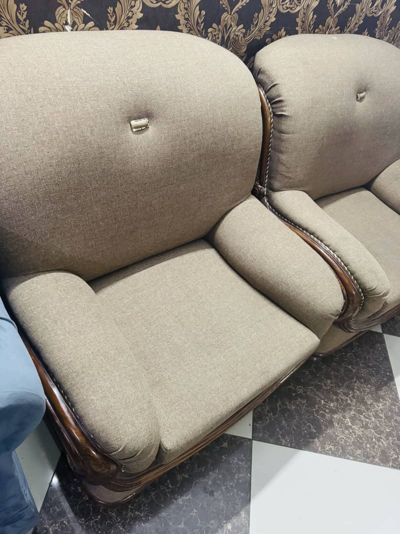 5 seater Sofa set 0