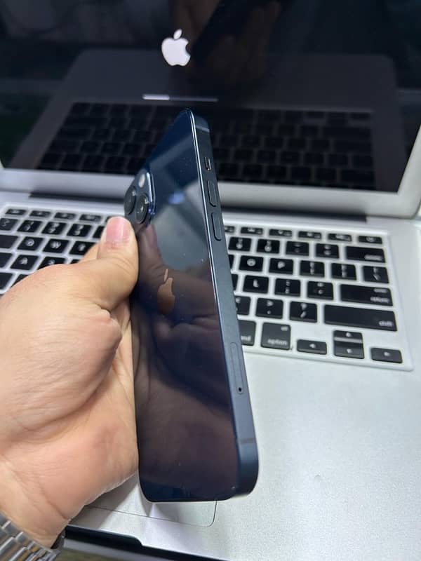iPhone 13 128gb jv sim working 10:10 3