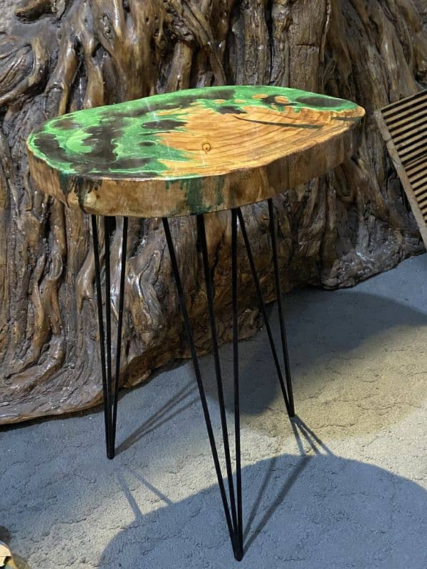 Handcrafted Resin Wooden Side Table – Unique Design 0