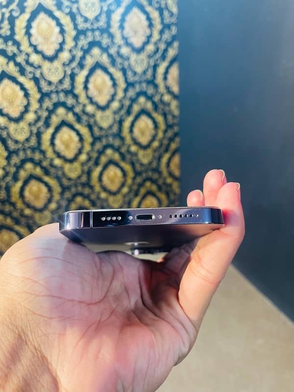 I phone 14 pro max 128 Non pta factory AAA model / iPhone 15 pro max 7