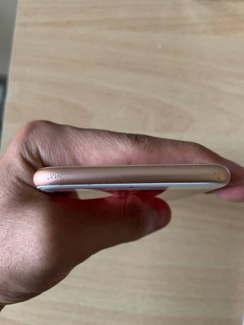 Apple iPhone 8 Non-PTA 4