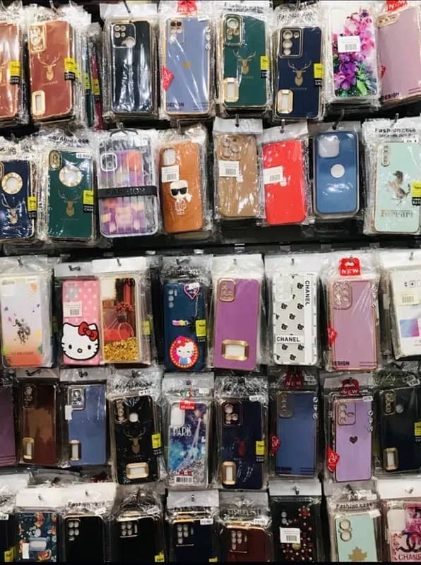 I need 17 to 25 year boy for mobile accessories ponit 0