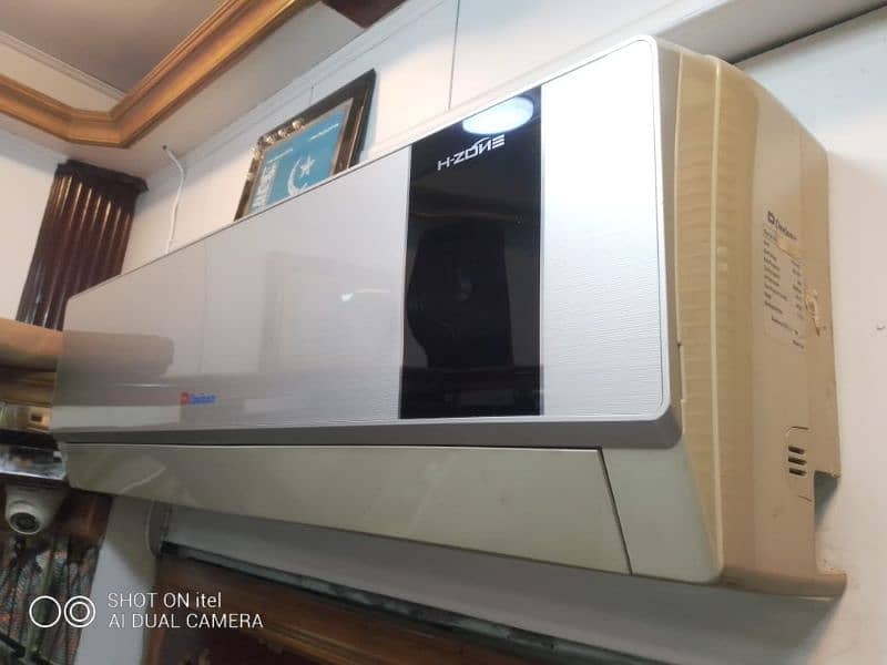 Dawlance split AC 2