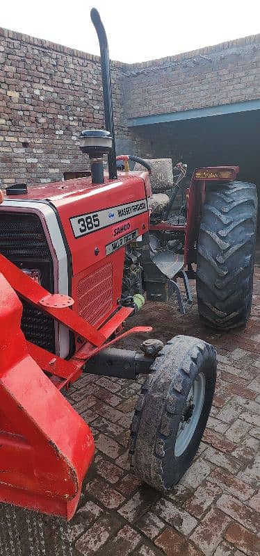 Messy ferguson 385 2