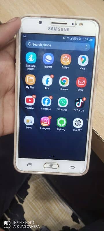 Galaxy J5 (2016) Only Interested message me Whatsapp 03342485895 3