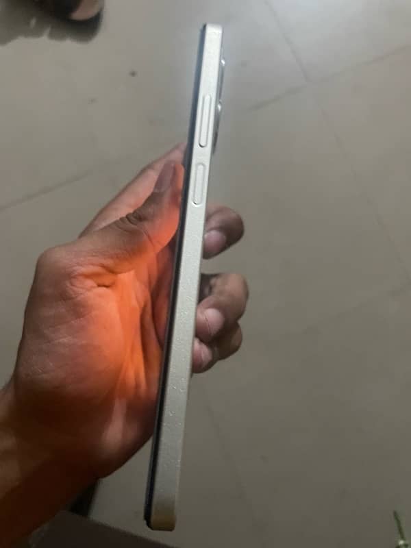 realmi c 53 6+6 128 gb 10/10 condition 2