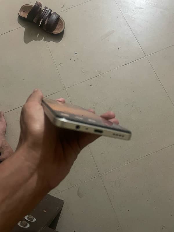 realmi c 53 6+6 128 gb 10/10 condition 4