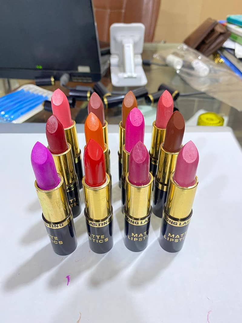 lipstick multicolor / Matte Finish Cream Lipstick Set / Maskara 3