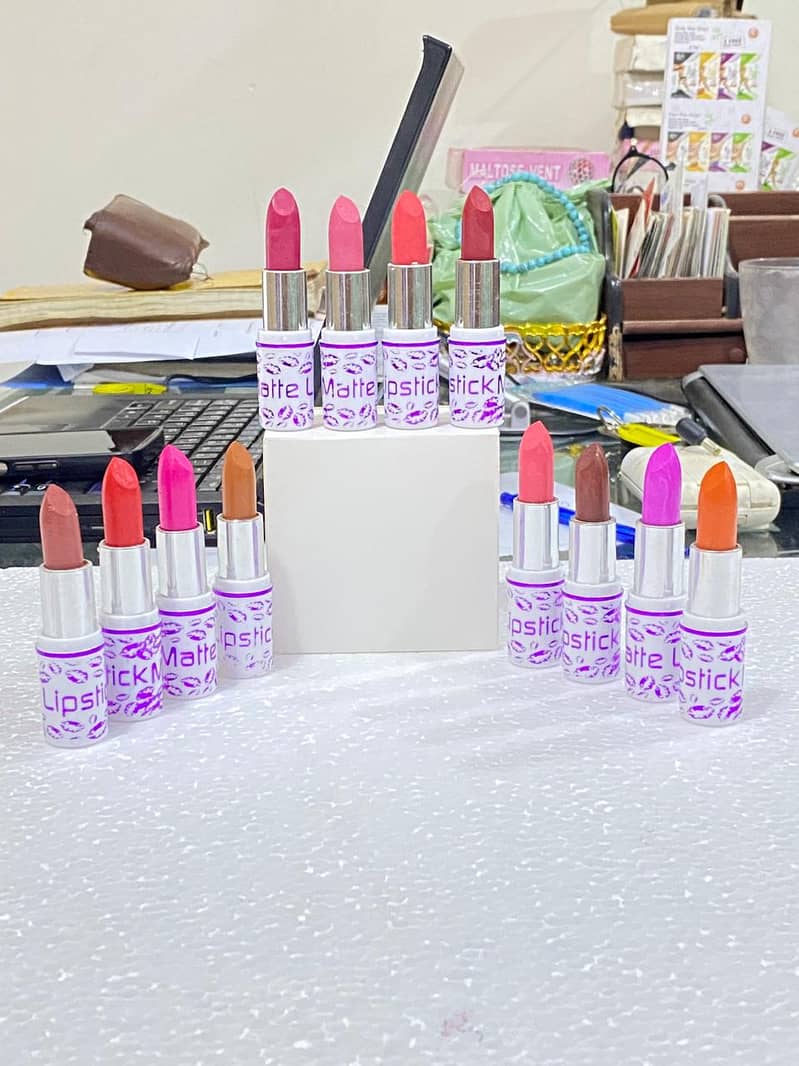 lipstick multicolor / Matte Finish Cream Lipstick Set / Maskara 4