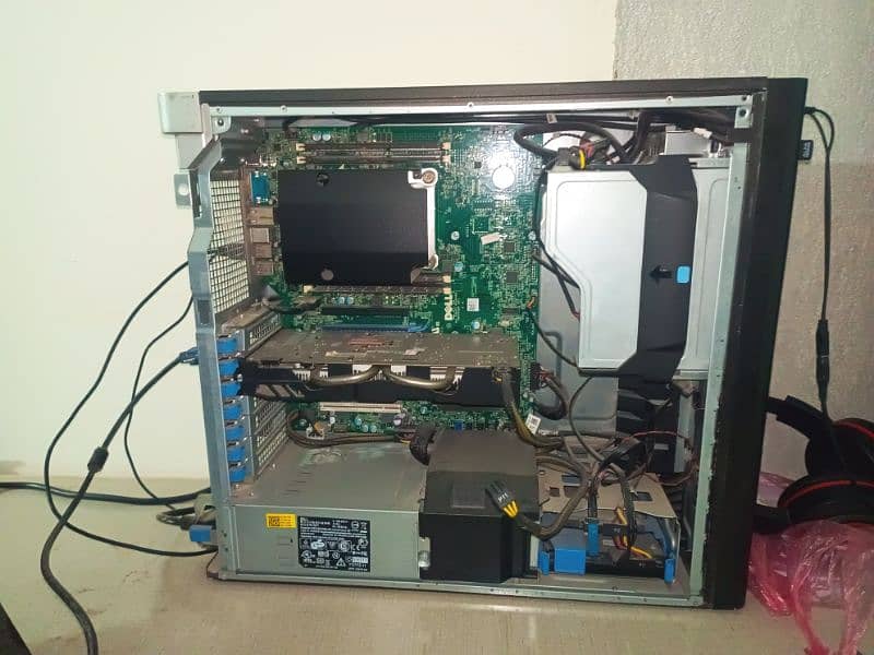 Workstation Specifications: Dell Precision T3610 4
