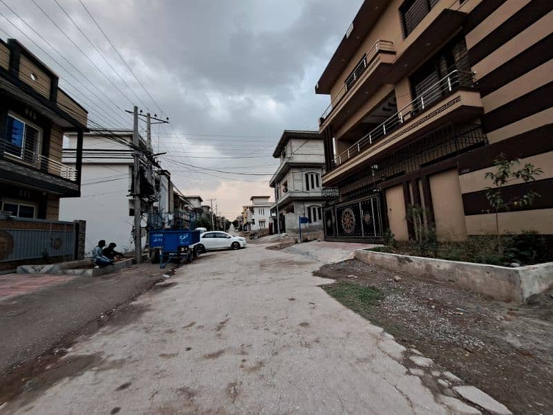 6 Marla Main Road Possession Builders Location Plot 1