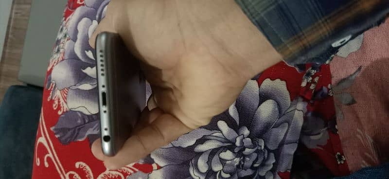 iPhone 6s SIM working 64gb 1