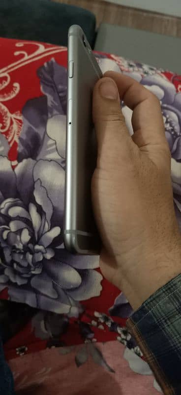 iPhone 6s SIM working 64gb 2