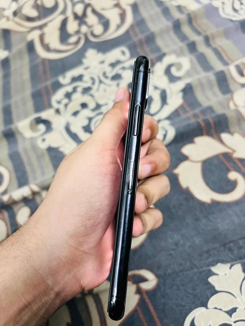 iPhone X 6