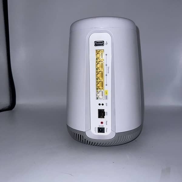 Century Link C4000XG WiFi-6 Technology Router One Canal Coverage Area 4