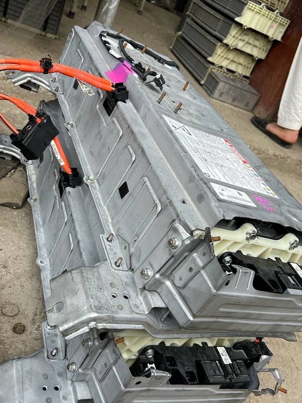 hybrid battery and abs 10