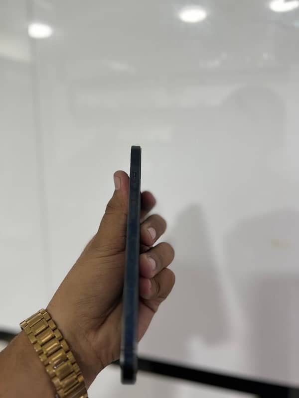 iphone 12 pro max 5