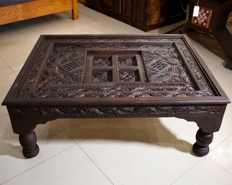 Center Table 0