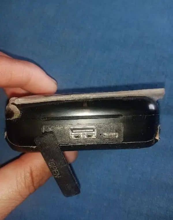 Samsung air pods for sale 4