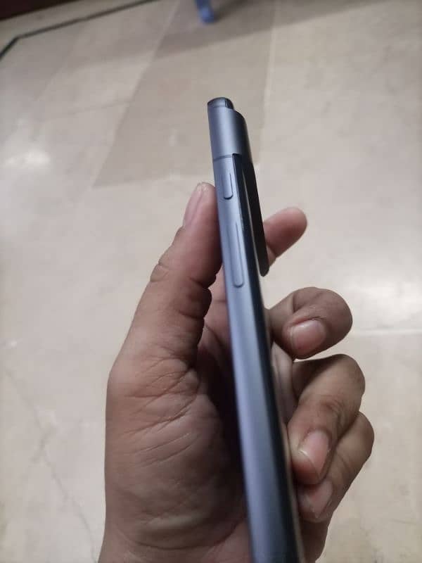 google pixel 8 5