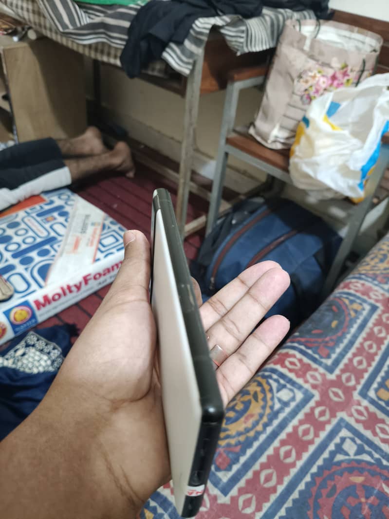Google Pixel 6a 3