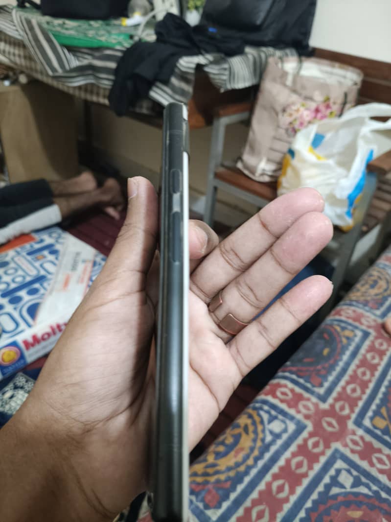 Google Pixel 6a 5
