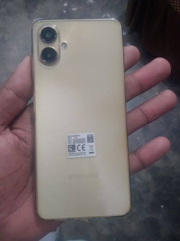 SAMSUNG A06 Mobile new Mobile 4/64 Gb just Box open one year warranty. 2