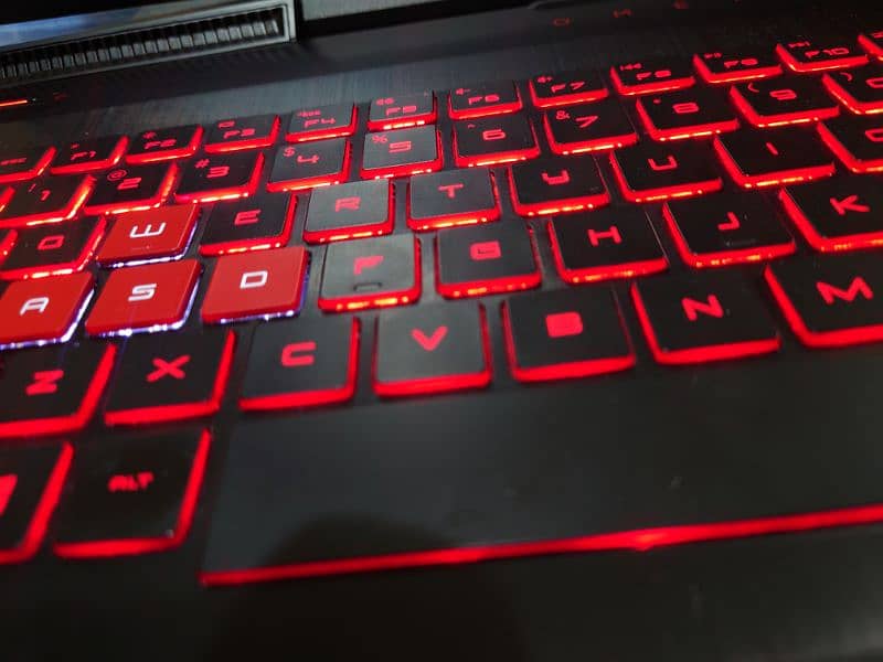 HP OMEN Core i7 7th gen RX 580 8GB Graphics card 2
