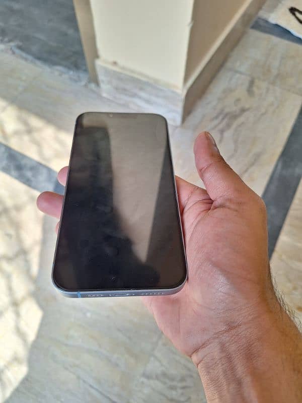 iPhone 14 plus 2