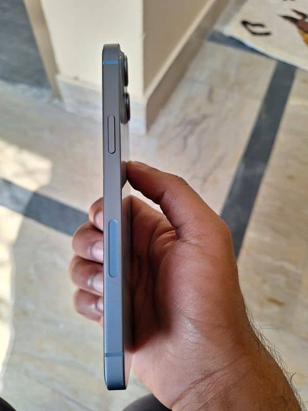 iPhone 14 plus 4