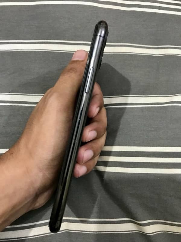 iPhone 11promax Non Pta with box 7
