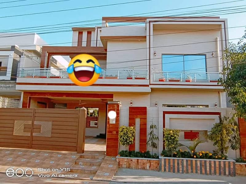 16 MARLA SLIGHTLY USED UPPER PORTION IS AVAILABLE FOR RENT ON TOP LOCATION OF VALENCIA TOWN LAHORE 0