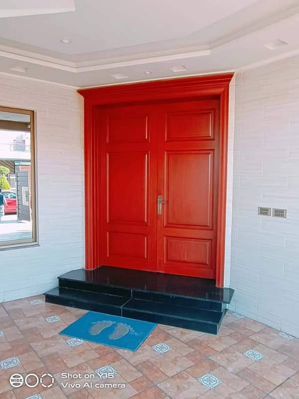 16 MARLA SLIGHTLY USED UPPER PORTION IS AVAILABLE FOR RENT ON TOP LOCATION OF VALENCIA TOWN LAHORE 2
