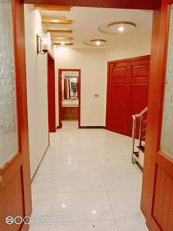 16 MARLA SLIGHTLY USED UPPER PORTION IS AVAILABLE FOR RENT ON TOP LOCATION OF VALENCIA TOWN LAHORE 5