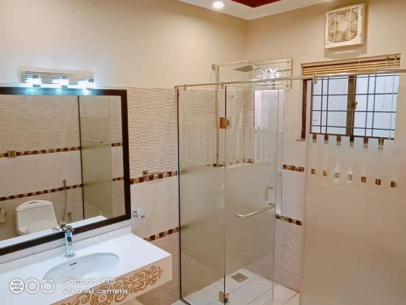 16 MARLA SLIGHTLY USED UPPER PORTION IS AVAILABLE FOR RENT ON TOP LOCATION OF VALENCIA TOWN LAHORE 10